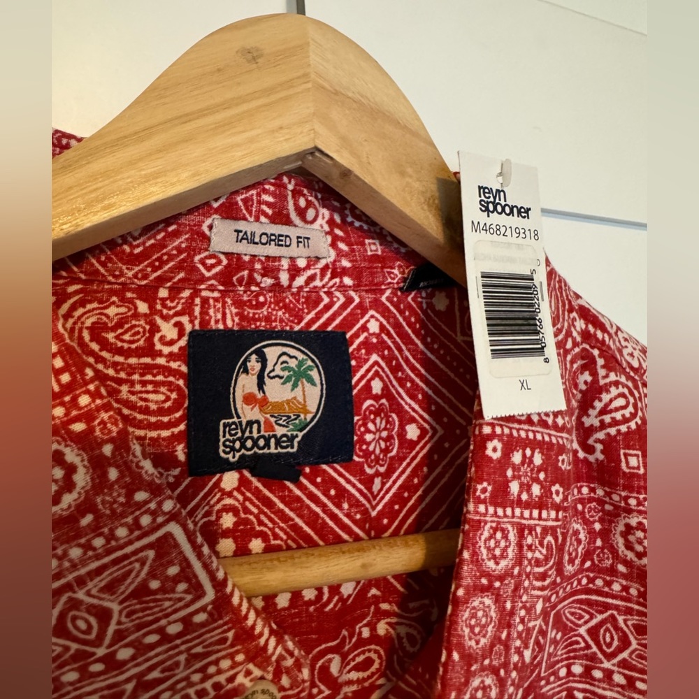 Red Sox Reyn Spooner Button Up - Picture 2 of 8